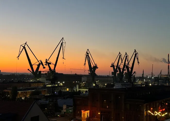 Crane Panorama شقة